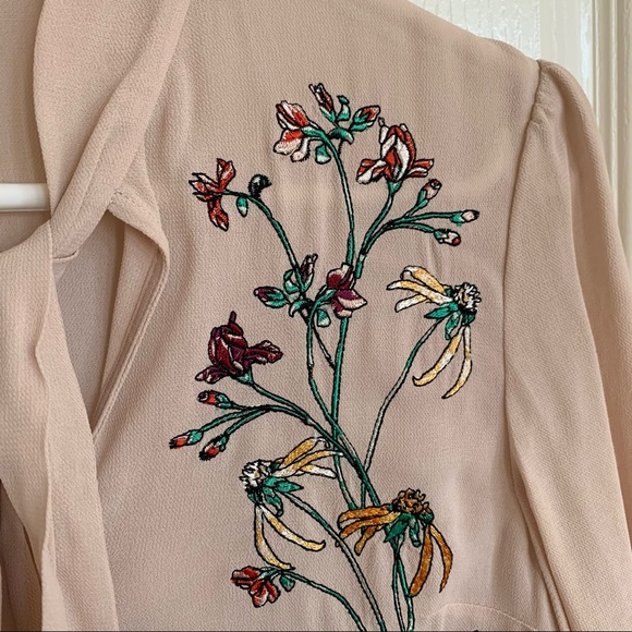 BNWOT Aritzia Little Moon Zinnia Blouse - XS - Picture 4 of 10